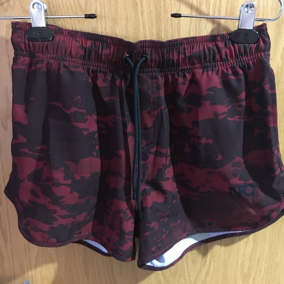 Women’s NFQ Blood Multicam Training Shorts - Picture 1 of 3